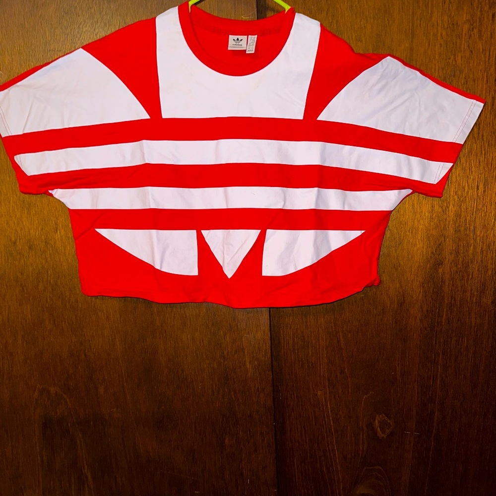Women’s adidas logo mid drift top size L